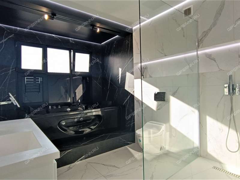 трёхкомнатная квартира на улице Минина дом 29