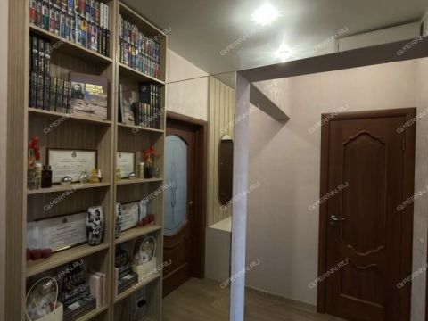 2-komnatnaya-ul-rodionova-d-45 фото