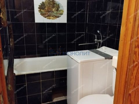 3-komnatnaya-ul-admirala-vasyunina-d-13 фото