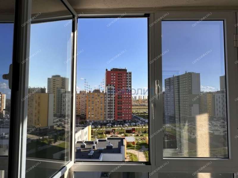 трёхкомнатная квартира на улице Романтиков дом 11
