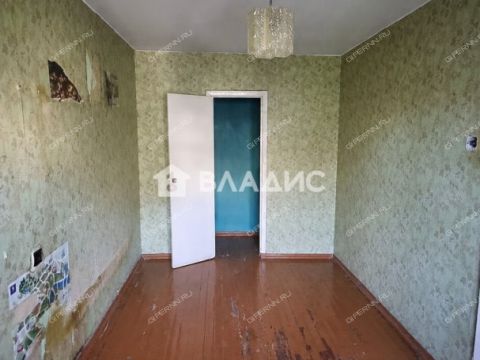 3-komnatnaya-ul-dolzhanskaya-d-11 фото