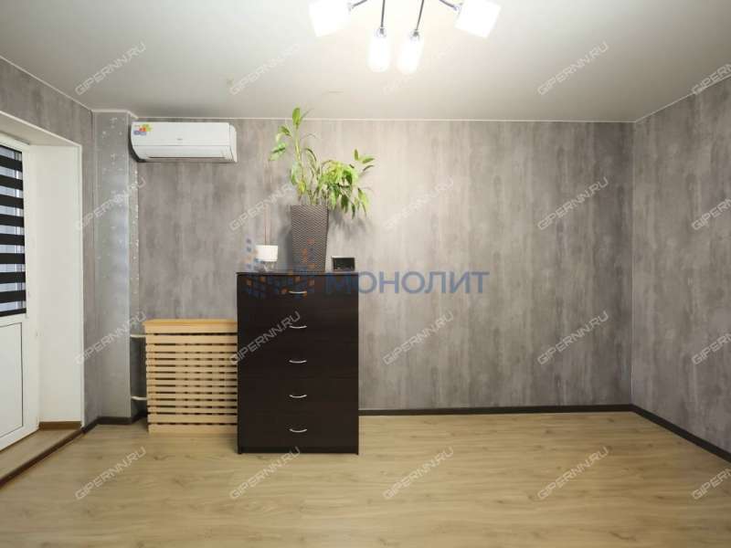 трёхкомнатная квартира на Ошарской улице дом 98