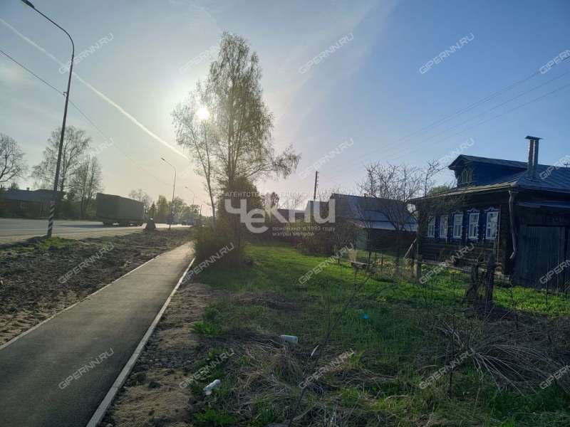 земельный участок 25 соток Центральная улица село Львово