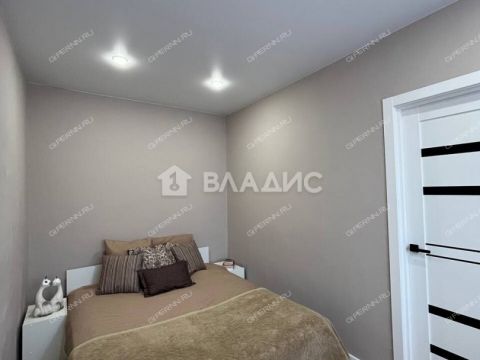 2-komnatnaya-prosp-gagarina-d-18 фото