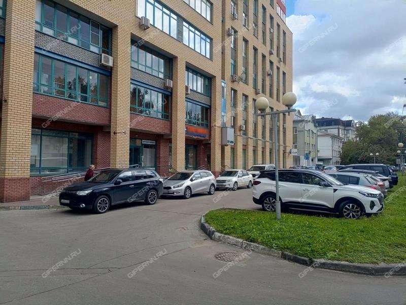 помещение под торговую площадь на Коминтерна ул, д. 139