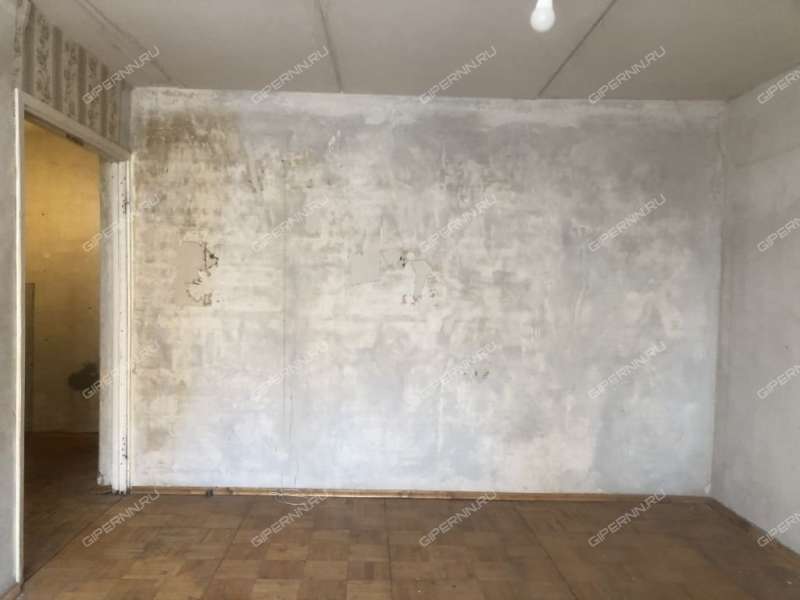 четырёхкомнатная квартира на проспекте Гагарина дом 103