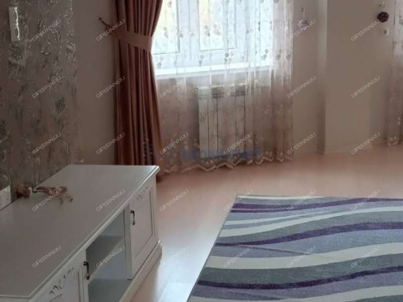 трёхкомнатная квартира на проспекте Гагарина дом 107