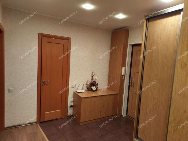 трёхкомнатная квартира на улице Янки Купалы дом 40