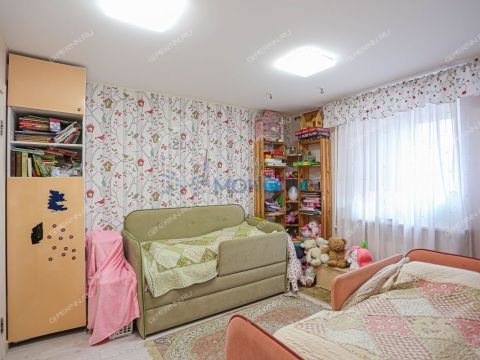 4-komnatnaya-per-svetlogorskiy-d-4 фото