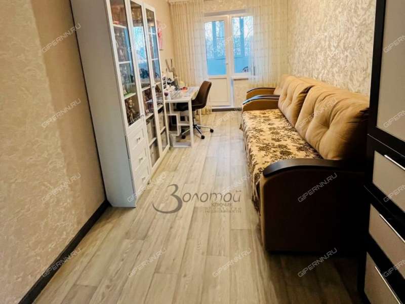 трёхкомнатная квартира на улице Челюскинцев дом 15