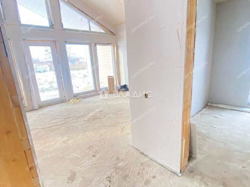 дом на Восточной улице село Каменки