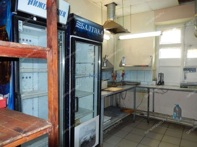 помещение под помещение свободного назначения, торговую площадь на улице Героя Давыдова