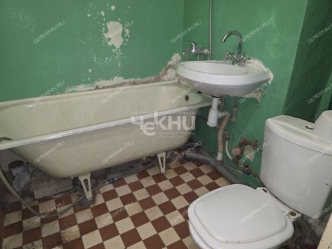 1-komnatnaya-ul-krylova-d-5 фото