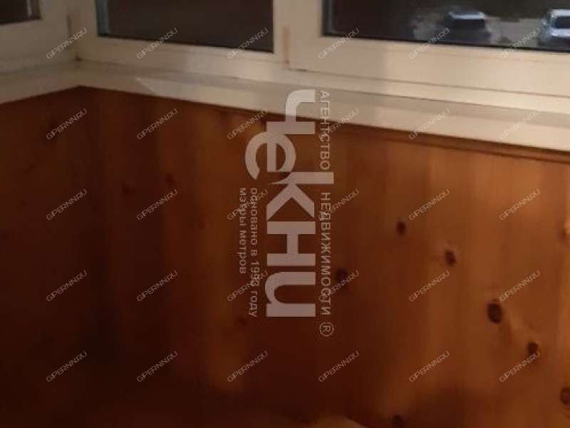 четырёхкомнатная квартира на улице Родионова дом 180/1