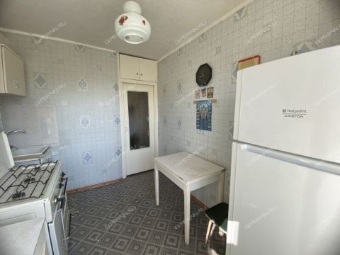 2-komnatnaya-ul-admirala-makarova-d-7-1 фото