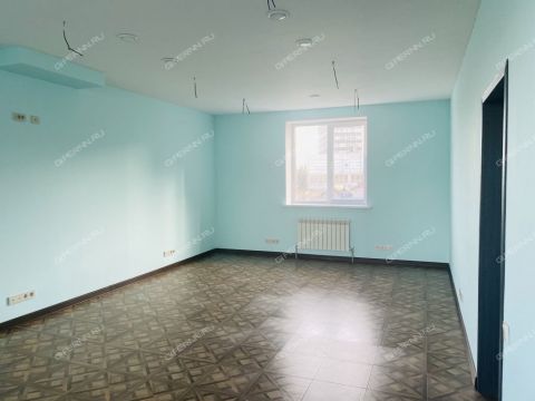 3-komnatnaya-ul-michurina-d-6 фото