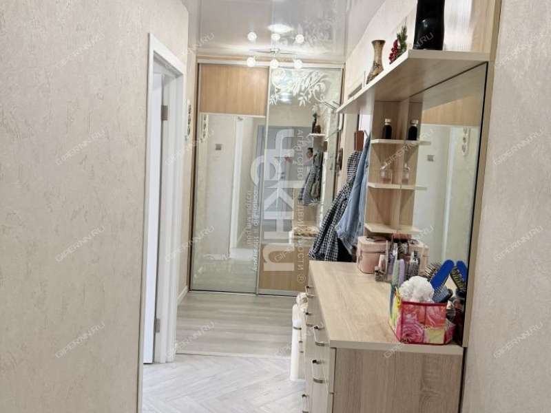 трёхкомнатная квартира на улице Героя Советского Союза Усилова дом 2 к4