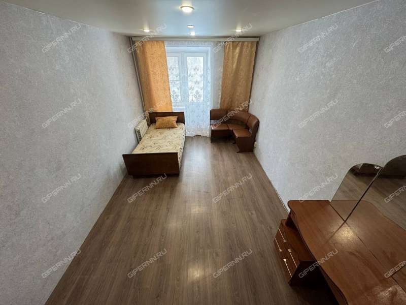 комната в доме 27 на улице Паскаля