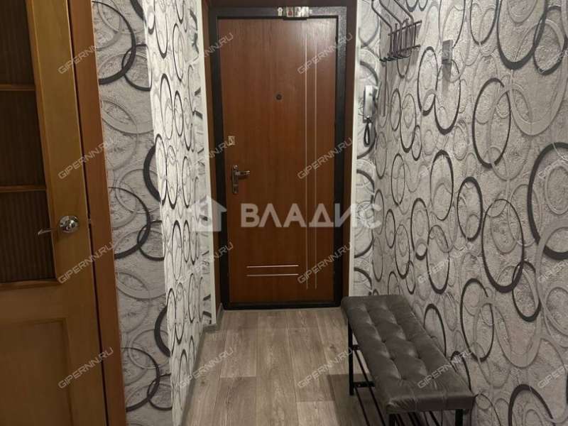 двухкомнатная квартира в 2-м микрорайоне дом 16 город Богородск