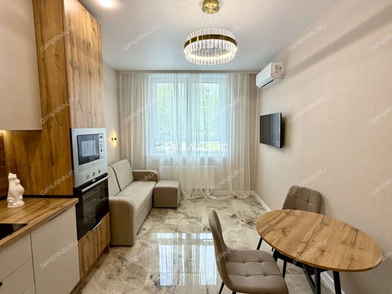 трёхкомнатная квартира на Медицинской улице дом 15 к1