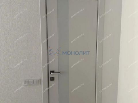 4-komnatnaya-ul-romantikov-d-15 фото