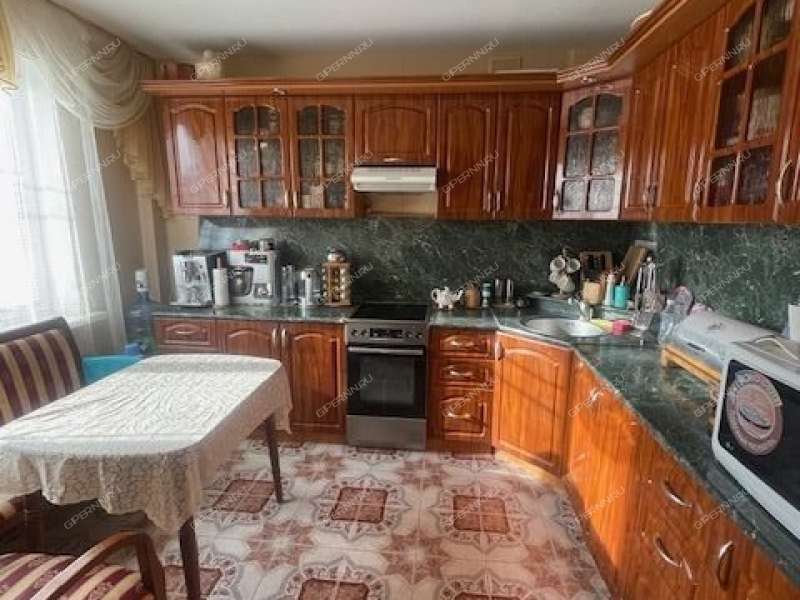 трёхкомнатная квартира на проспекте Ильича дом 39  к2