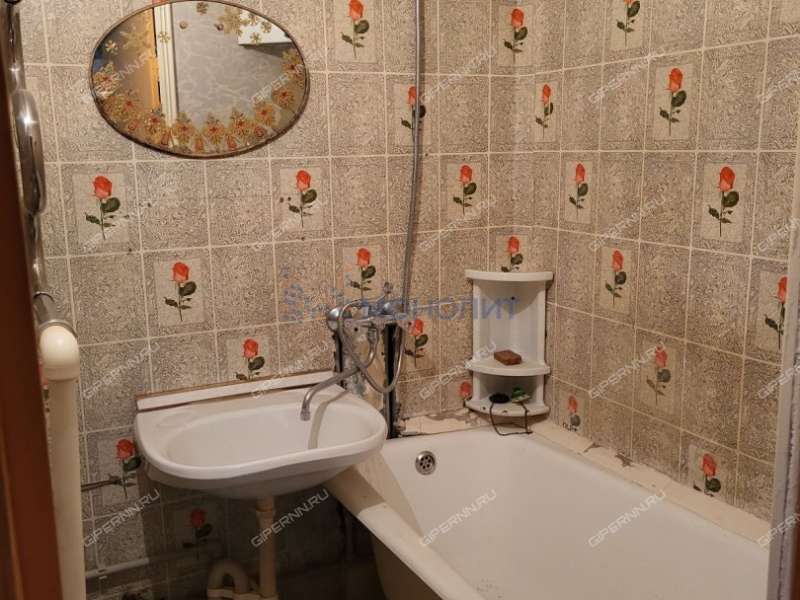 двухкомнатная квартира на улице Героя Попова дом 7