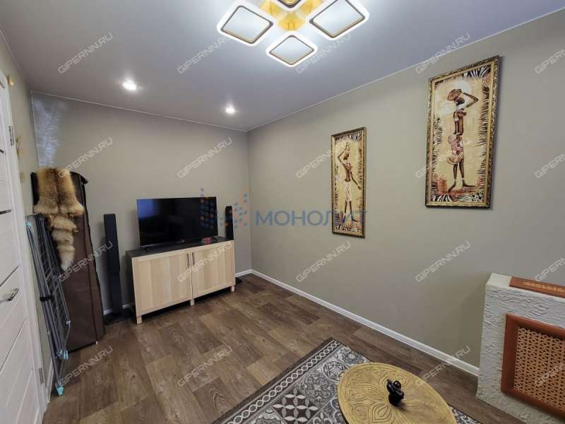 двухкомнатная квартира на улице Сутырина дом 18