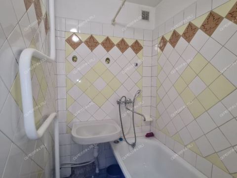 2-komnatnaya-ul-yuliusa-fuchika-d-43 фото