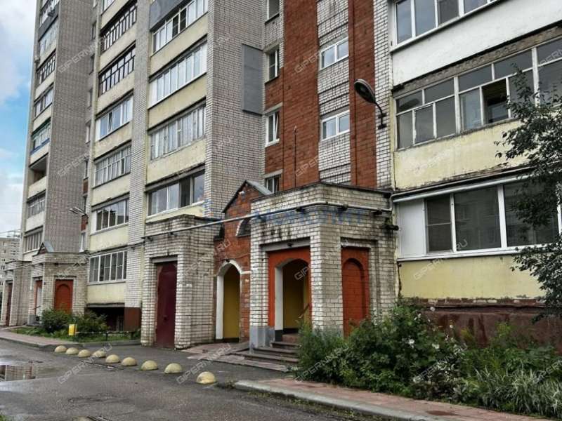 четырёхкомнатная квартира на улице Галкина дом 8А город Дзержинск