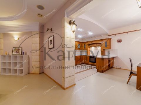 4-komnatnaya-ul-minina-d-9-4 фото