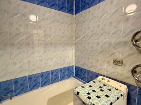 2-komnatnaya-prosp-oktyabrya-d-8 фото