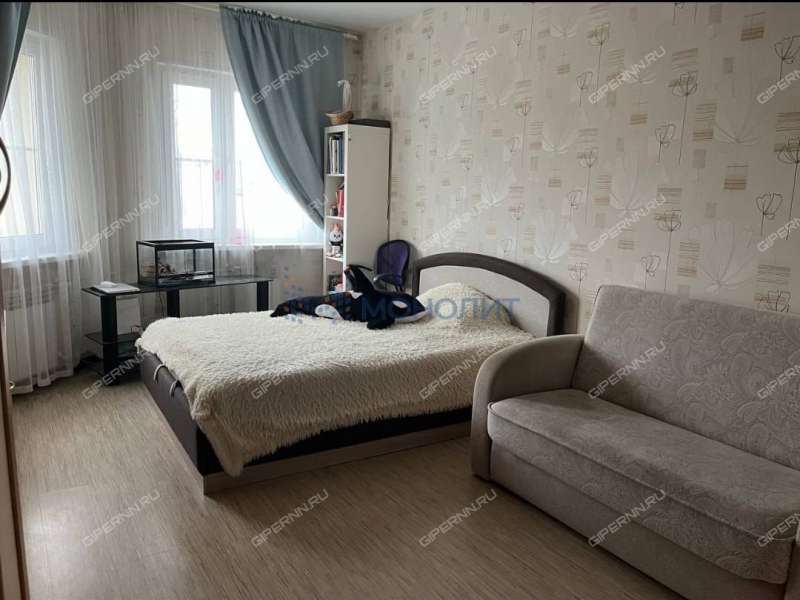 трёхкомнатная квартира на улице Богдановича дом 4