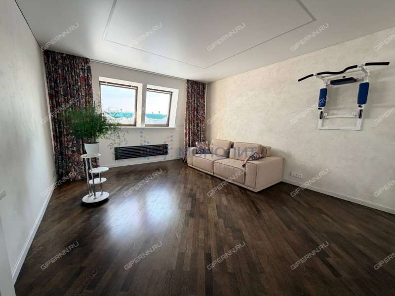 трёхкомнатная квартира на улице Минина дом 29