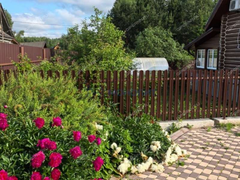 дом на - деревня Майдан