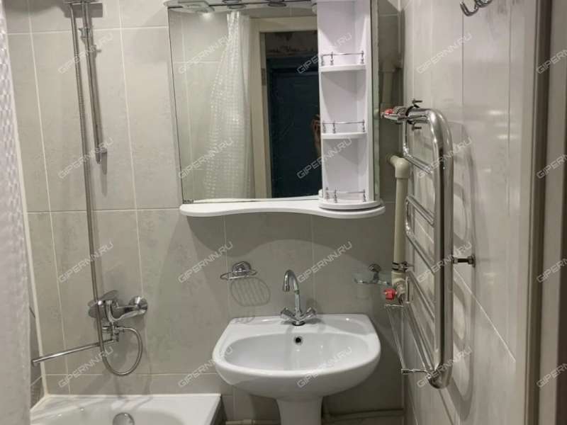 двухкомнатная квартира на улице Федосеенко дом 101
