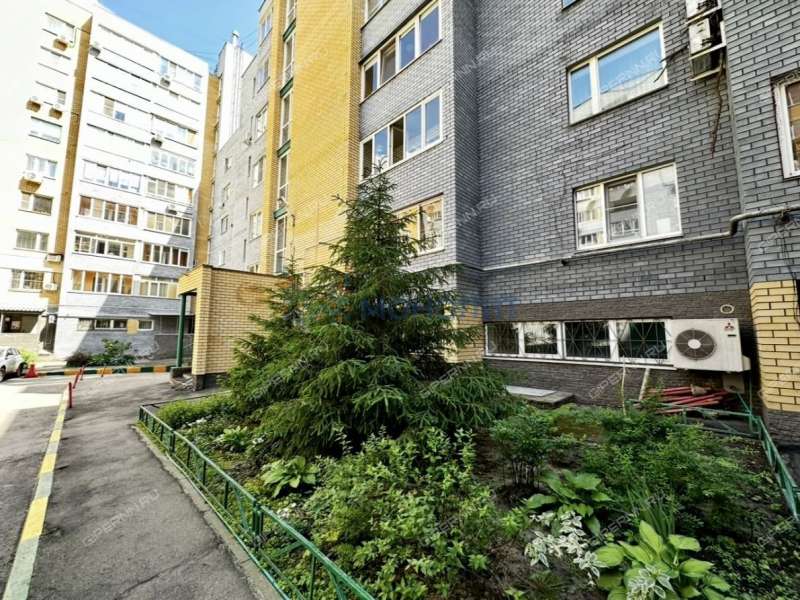 трёхкомнатная квартира на улице Невзоровых дом 47