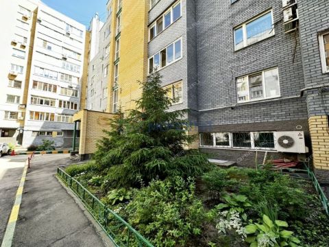 3-komnatnaya-ul-nevzorovyh-d-47 фото