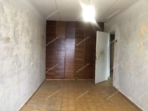 4-komnatnaya-prosp-gagarina-d-103 фото