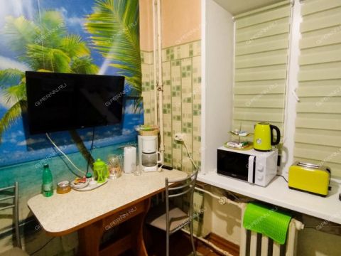 2-komnatnaya-ul-strazh-revolyucii-d-4 фото