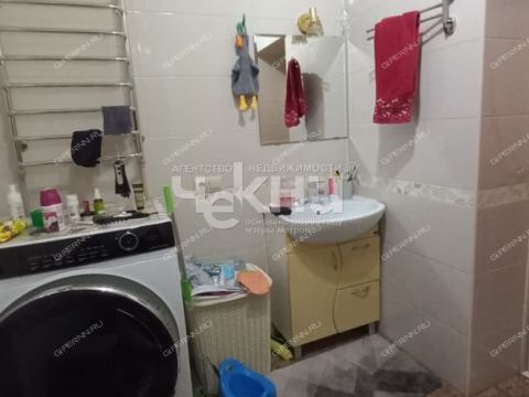 dom-poselok-strigino-ul-derzhavina-d-41 фото