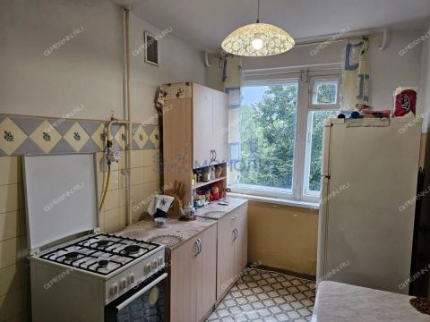 3-komnatnaya-ul-admirala-vasyunina-d-1 фото