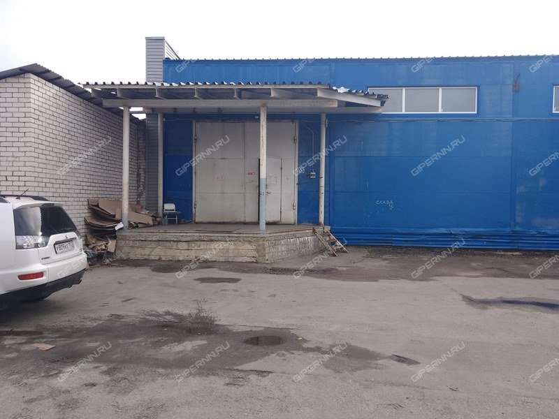 помещение под склад на улице Федосеенко