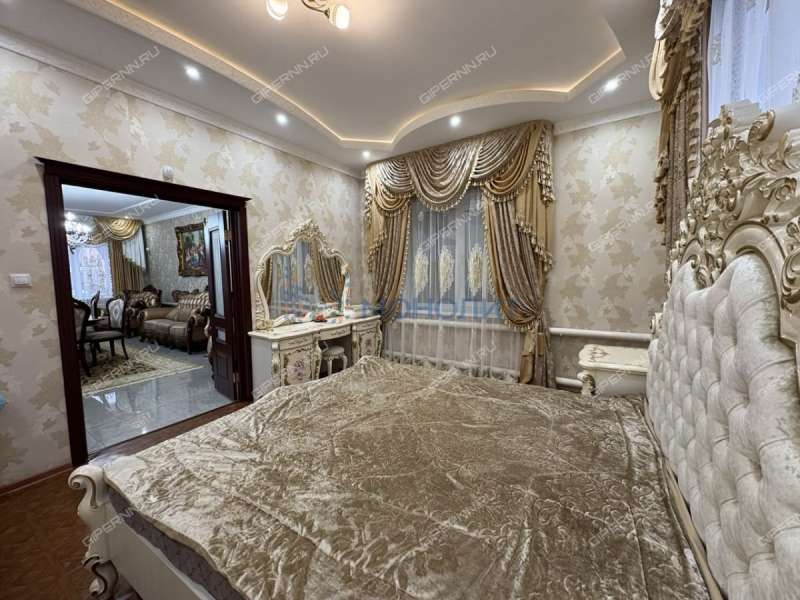 дом на Тростниковой улице