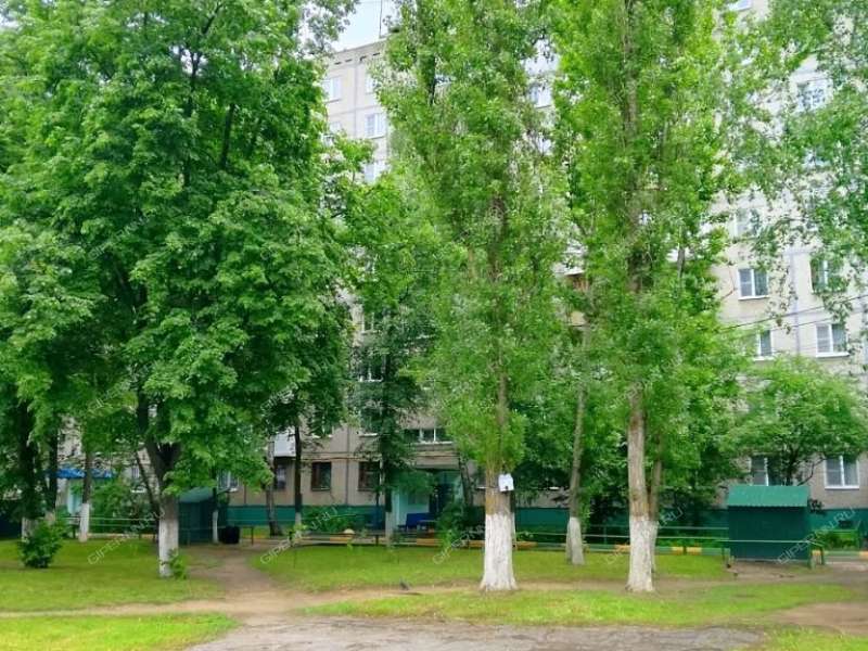 двухкомнатная квартира на улице Героя Шнитникова дом 8