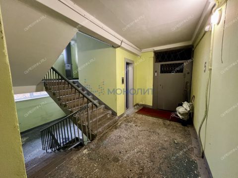 2-komnatnaya-ul-germana-lopatina-d-6 фото