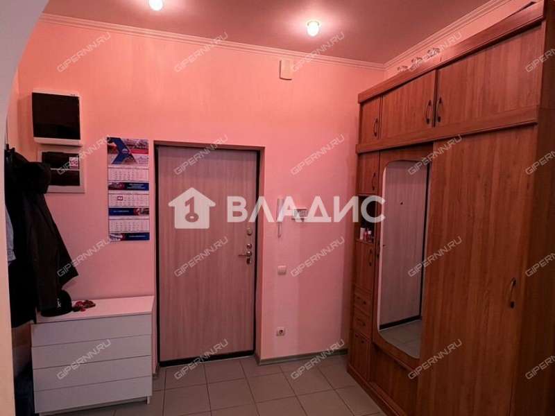 трёхкомнатная квартира на проспекте Октября дом 16